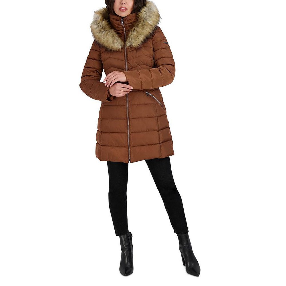 English Title: Sheepskin羽绒服中长款女: Fashion and Functionality in One