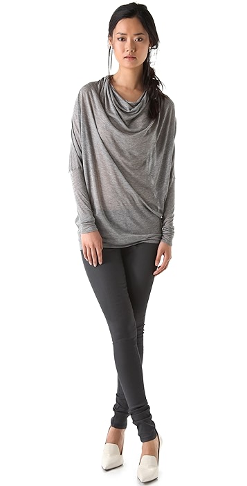 What Pants to Wear with a Black Long Coat in Winter?