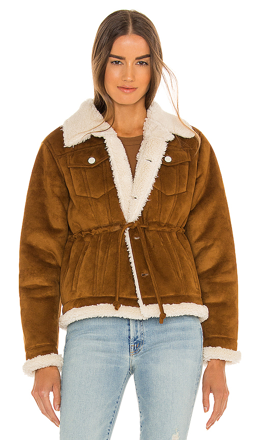 How to Dry Clean a Down Jacket: Tips and Tricks