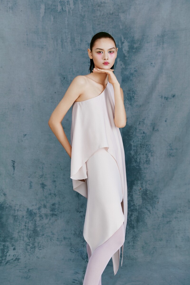 Title: Unleashing the Elegance and Charm of Tang Xiaoyi Womens Clothing