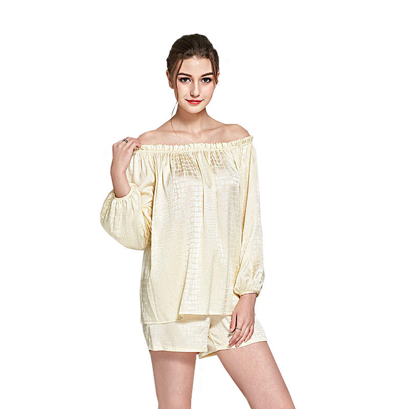 Title: Qiaoqi Womens Clothing: Fashionable and Comfortable Apparel for Every Woman