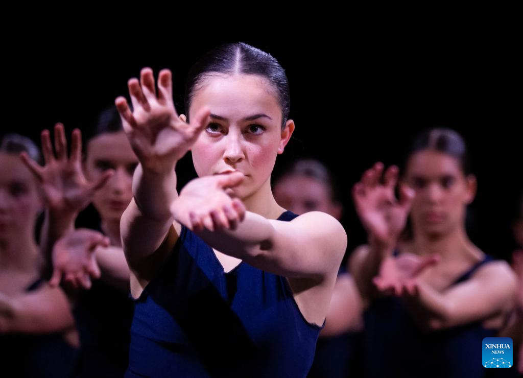 Unveiling the Art of Dance: An Exploration into the World of Womens Dance Training Apparel