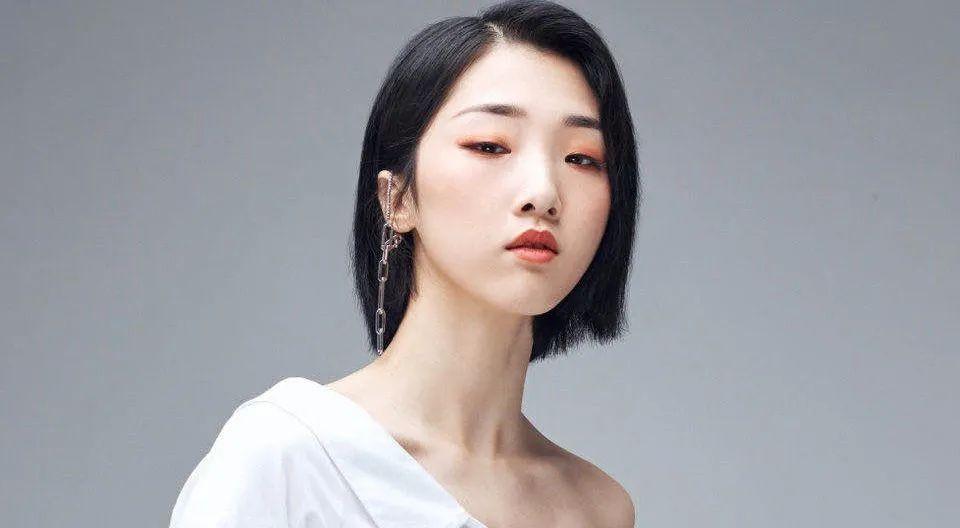 Title: Spring Fashion Trends to Watch Out for This Year: The Ultimate Guide to Womens Clothing