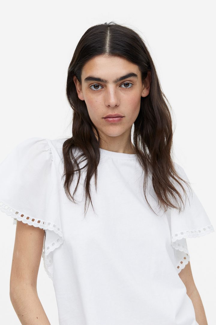 Title: Shes a Butterfly: A Fashion Haven for Women