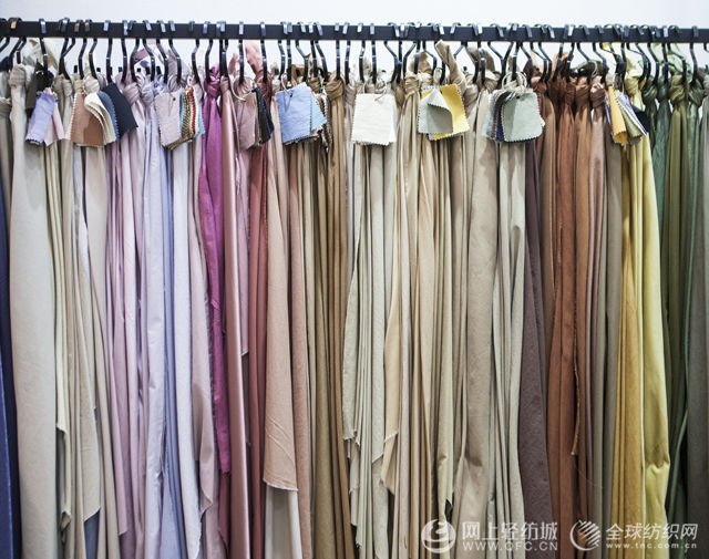 Title: Discover the Elegance and Comfort of Qianzi Bamboo Silk Womens Clothing Store