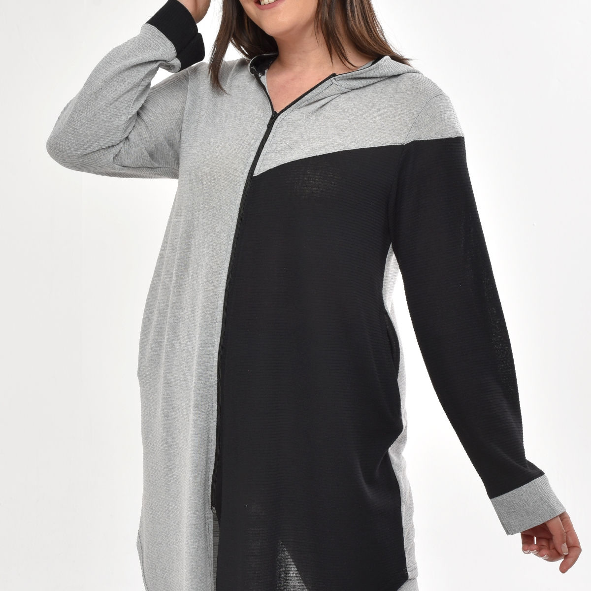 Title: Fashionable Outfits from Baijiahaos Womens Clothing Brand - Unleash Your Style!