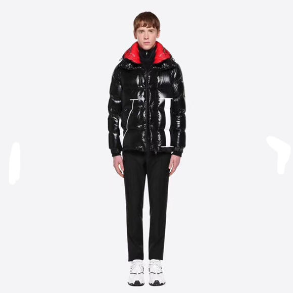 Vltn羽绒服，保暖时尚，展现个性