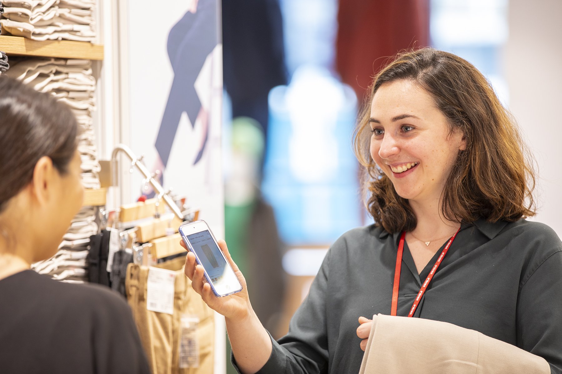 Title: Mastering the Art of Womens Clothing Sales: A Comprehensive Guide to Talking Shop