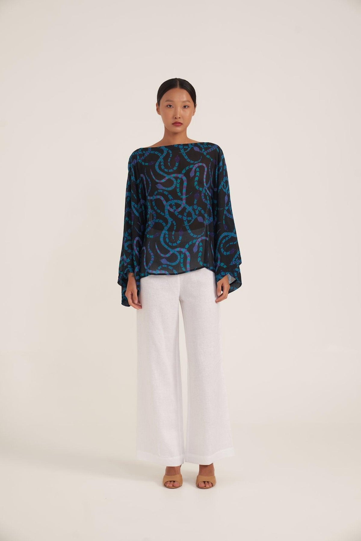 Embracing Exquisite Elegance: The Art of High-End Tailored Womens Clothing