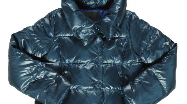 Moncler羽绒服清洗指南