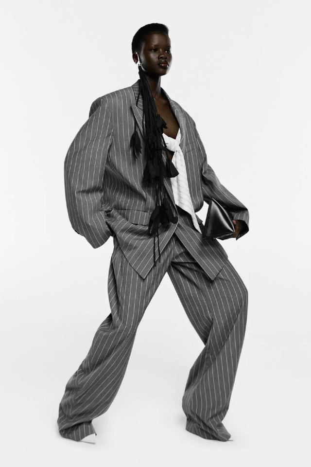 Title: 2023 Fashion Trends: The Ultimate Guide to this Years New Womens Wear
