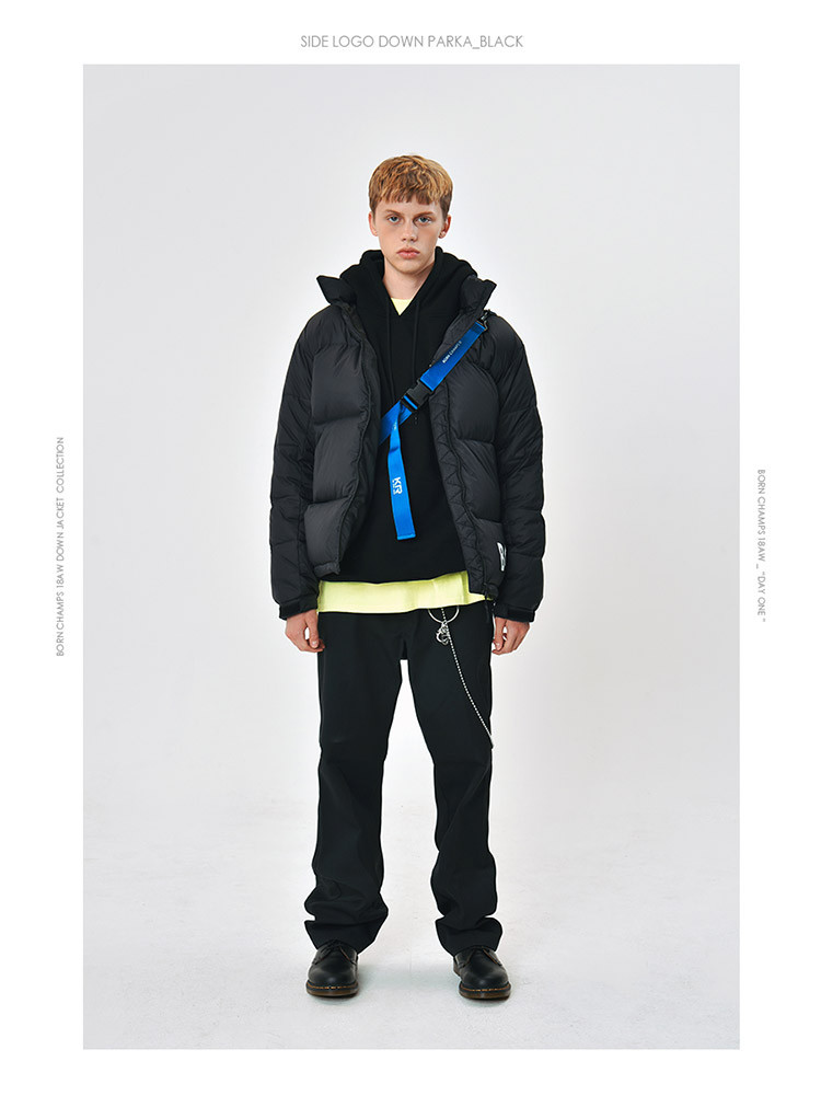Title: Exploring the World of M-Brand: A Look into the Quality and Charm of M-Brands羽绒服