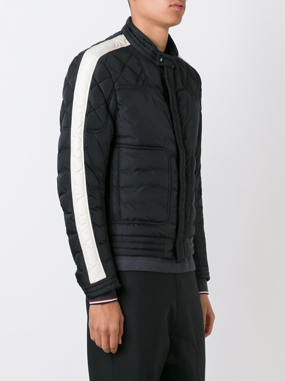 Title: A Review of Wang Xiaoyas Down Jackets: Quality, Style, and Value