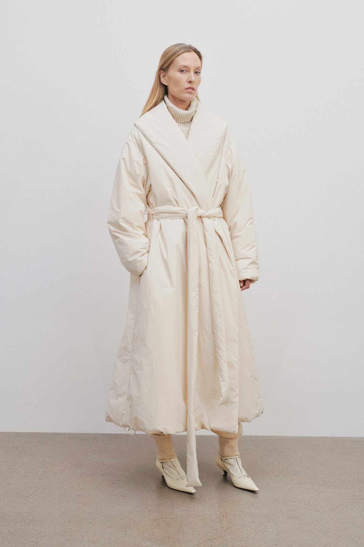 FRANKSTONE DOWN COAT: A SYNONYM OF QUALITY AND STYLE