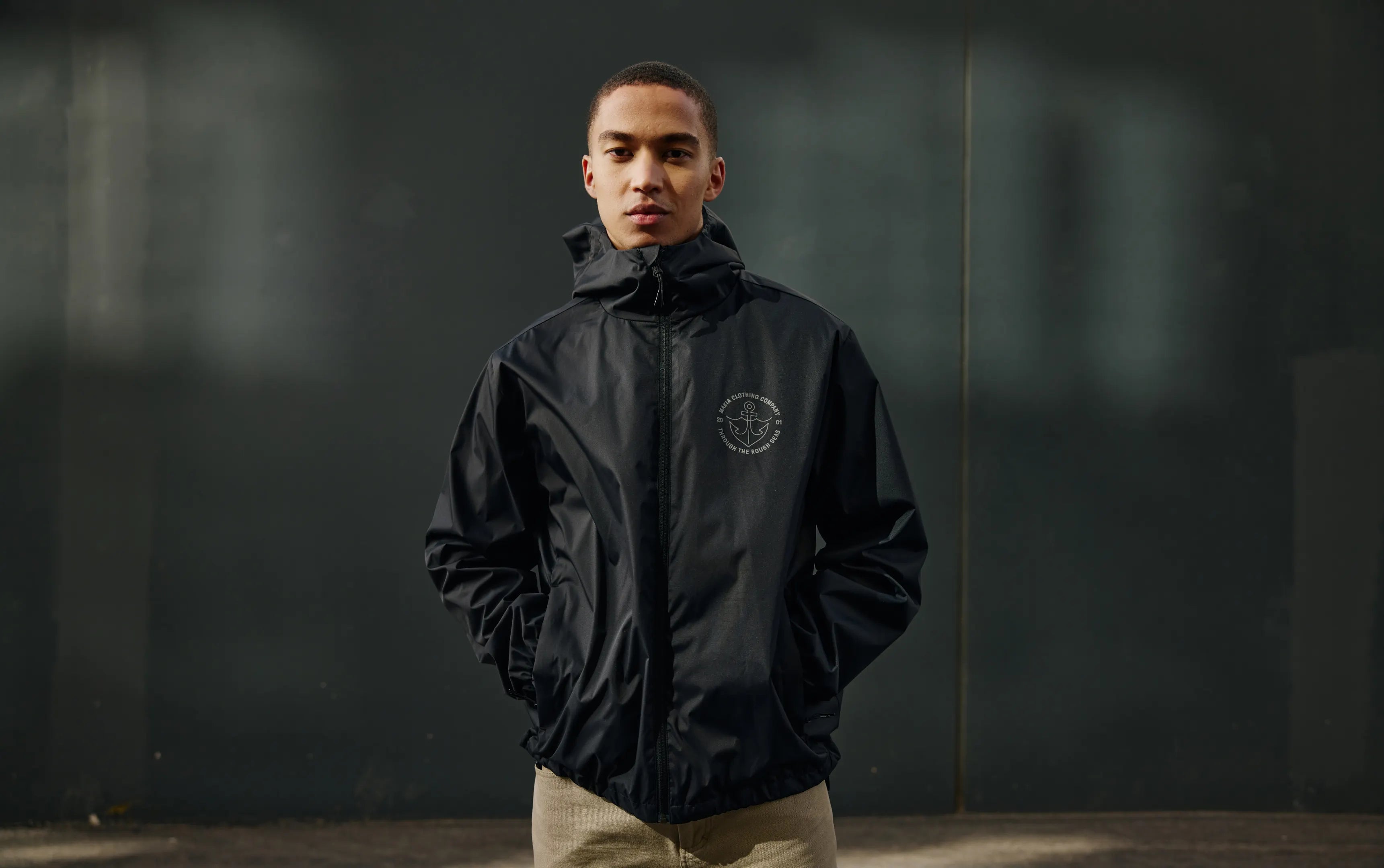 The rise of photon-electronic down jackets: Exploring the new trend of wearable technology