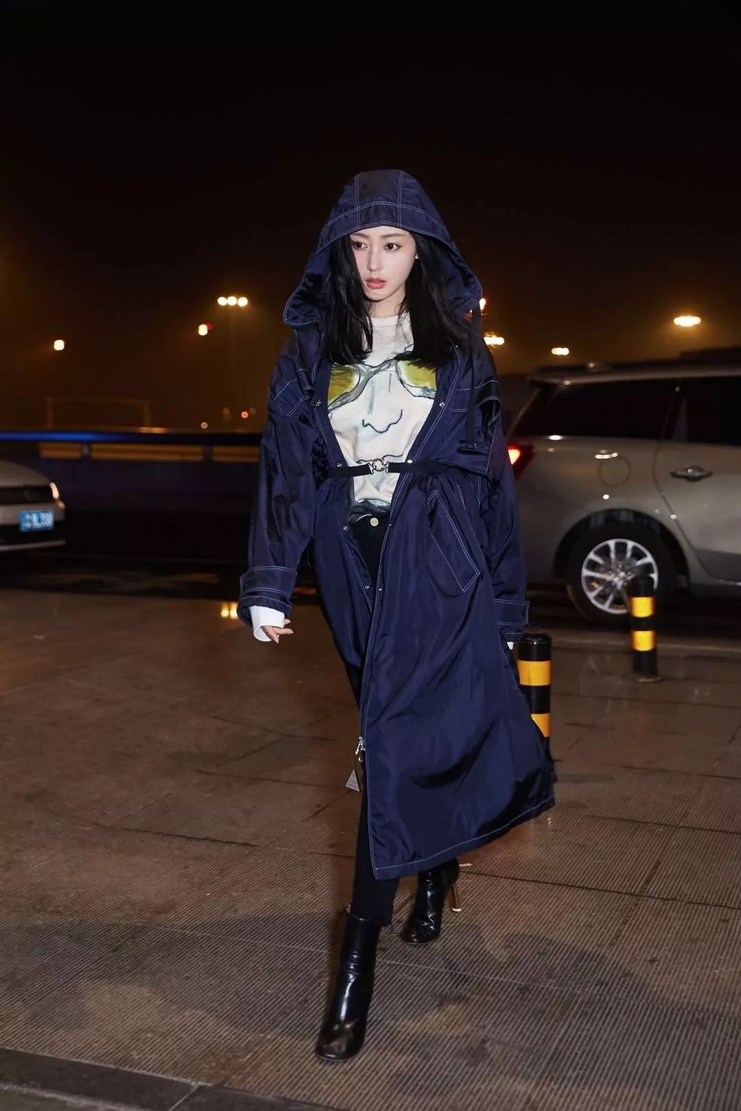 Title: Korean Clon羽绒服从时尚到实用，完美的冬季选择