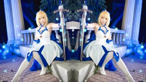 Title: Unveiling the Allure of Women in动漫， A Visual Exploration of Female Cosplay