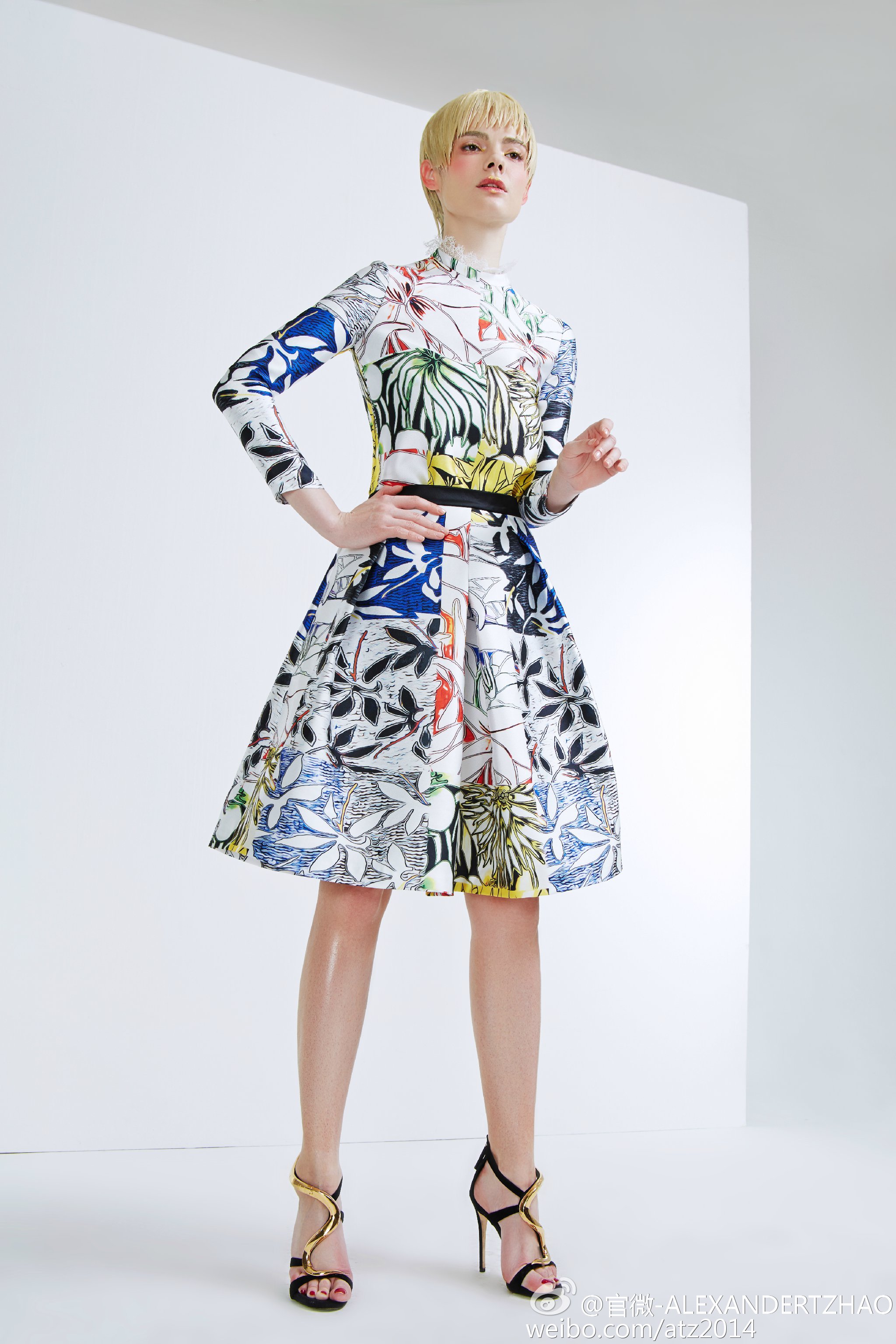 Title: The Allure of Zeng Zeng Womens Fashion: A Cultural Exploration