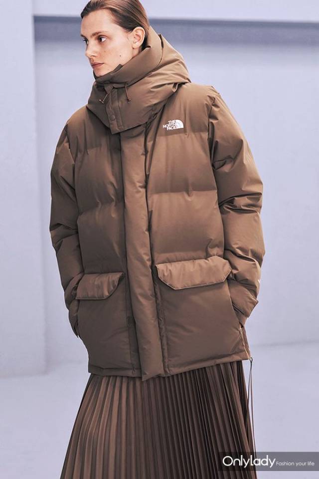 Can Compressed羽绒服蓬松 Again?