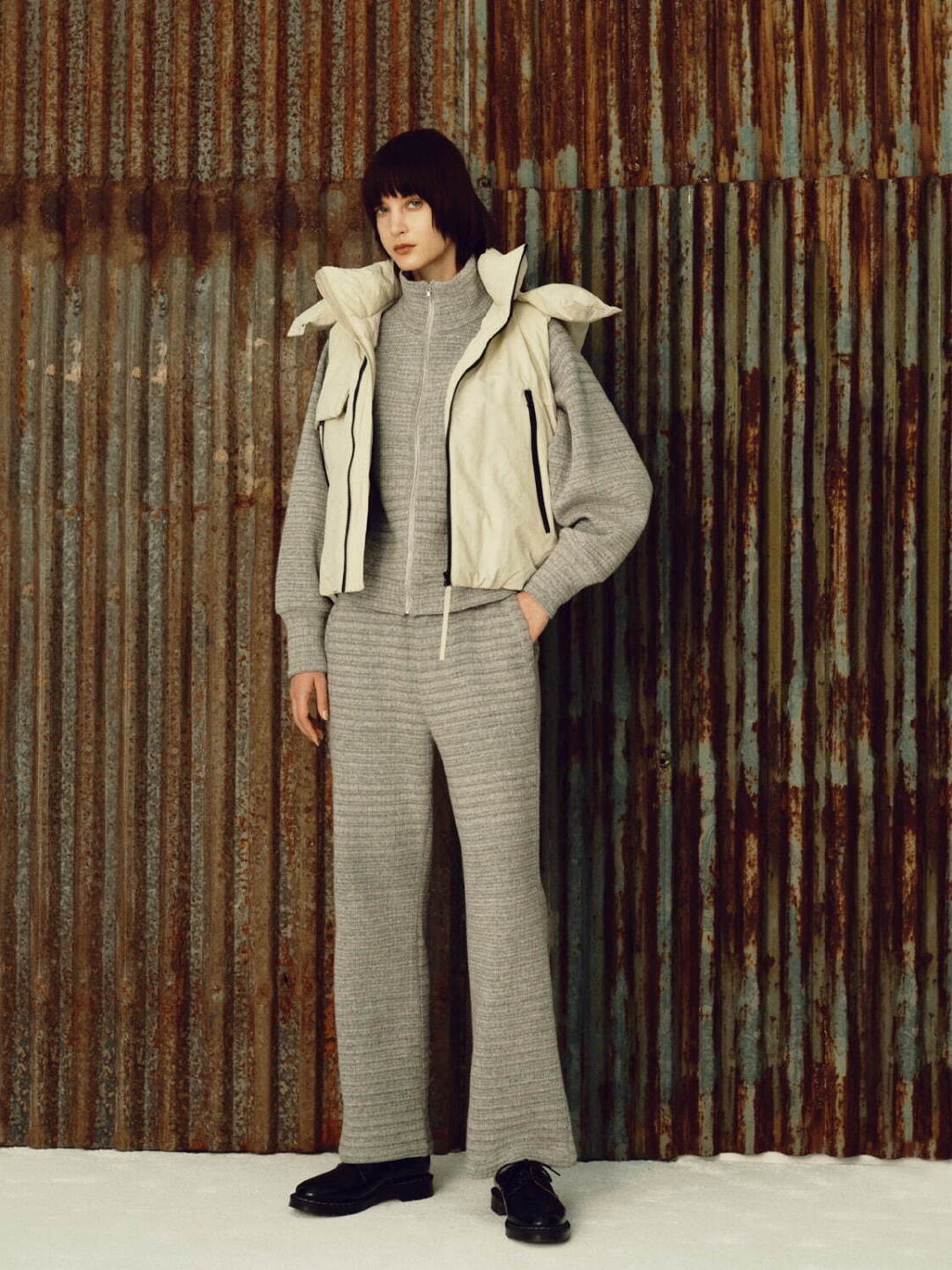 Title: Winter Fashion Trends in South Korea: The Allure of K-Fashion Seasonal Outfits