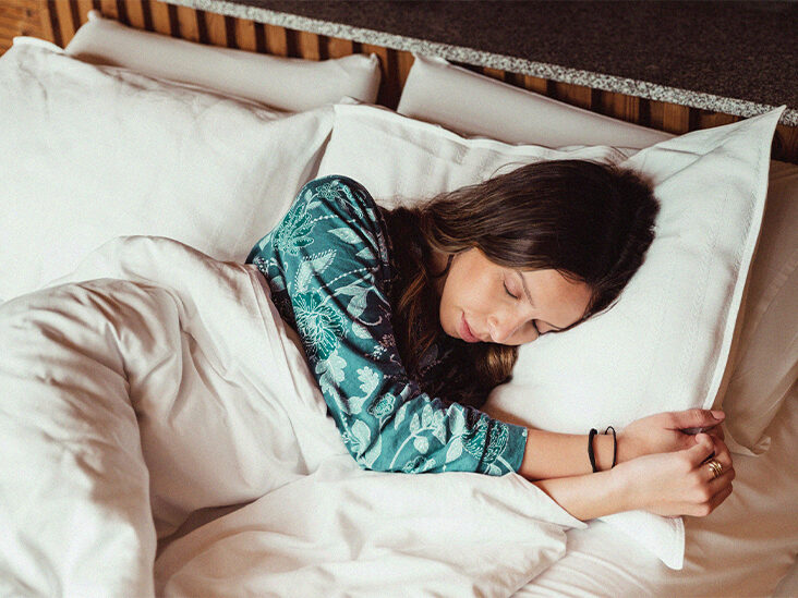 Title: The benefits of a down comforter for a good nights sleep