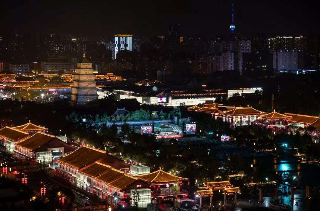 Title: China Womens Fashion Top 10: Ranking the Most Popular Womens Clothing Brands in China