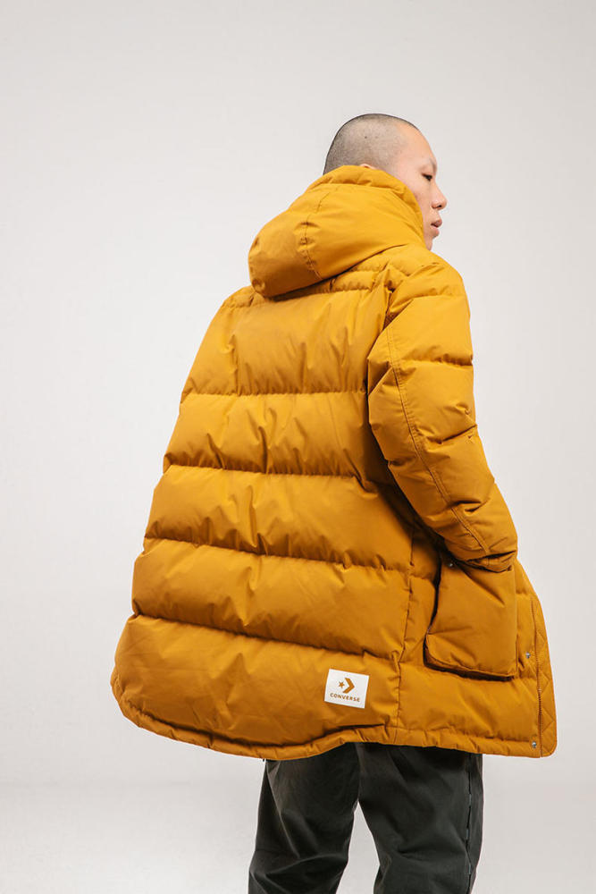 Converse羽绒服，时尚与实用的完美结合