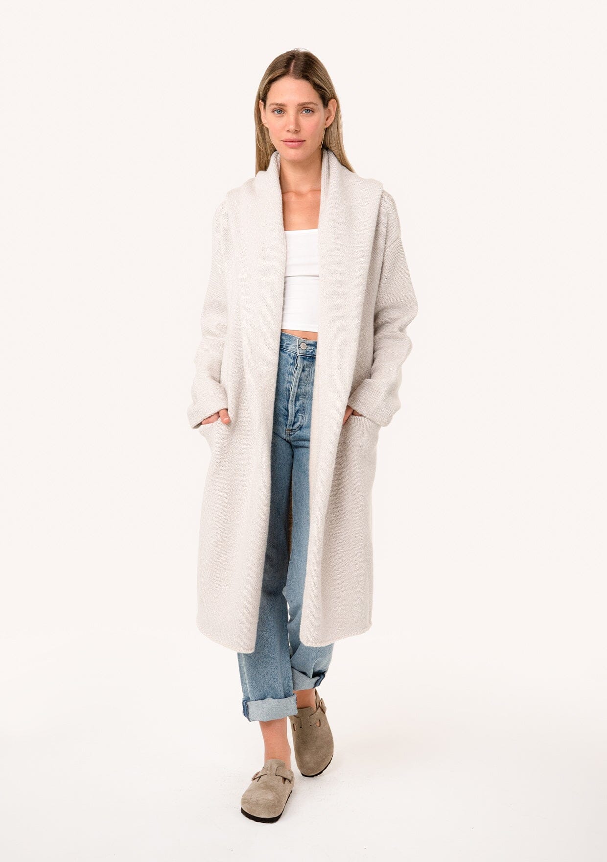 Title: Knitwear Womens Fashion: A Trendy and Cozy Look for the Modern Woman