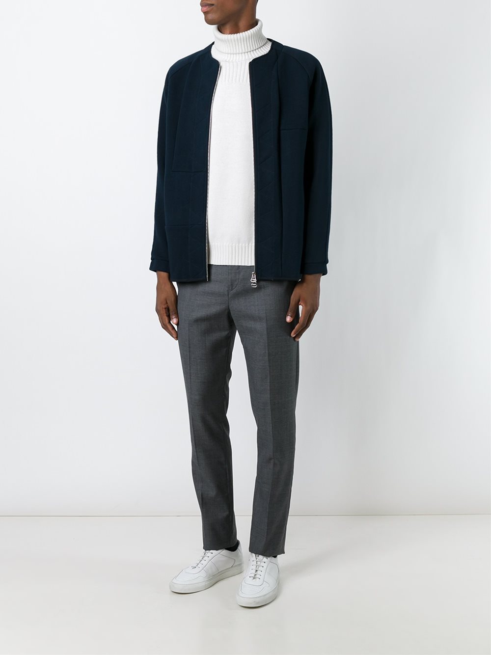Celestial Airport Down Jackets: A Closer Look into Fashionable Travelwear