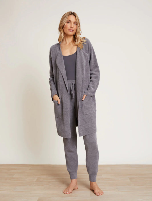 Title: The Seasons Cozy Delights: Fall Fashion Essentials for Women
