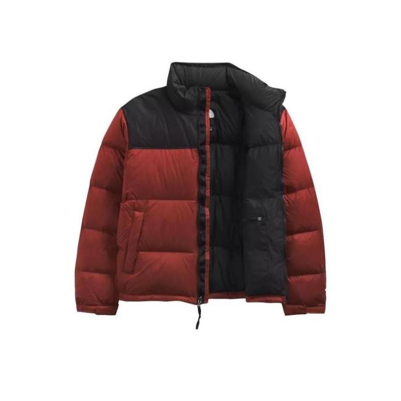 Title: Antas Red羽绒服，A Symbol of Chinese Sportswear Innovation