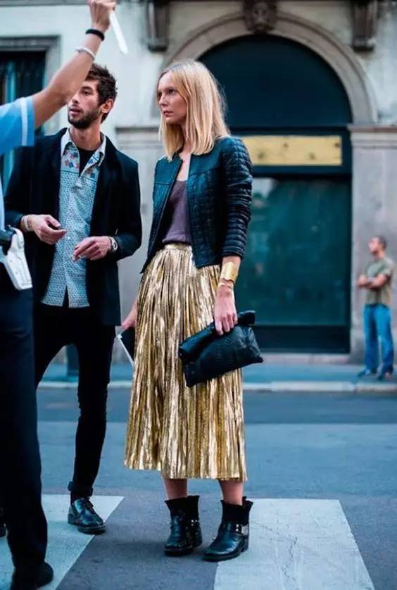 Title: Embracing Fashion: The Art of Enjoying the Finest Womens Clothing