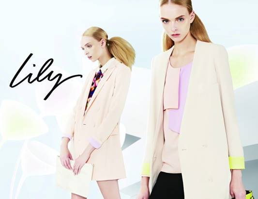 Title: Lyr女装， Unleashing the Power of Fashion for Women