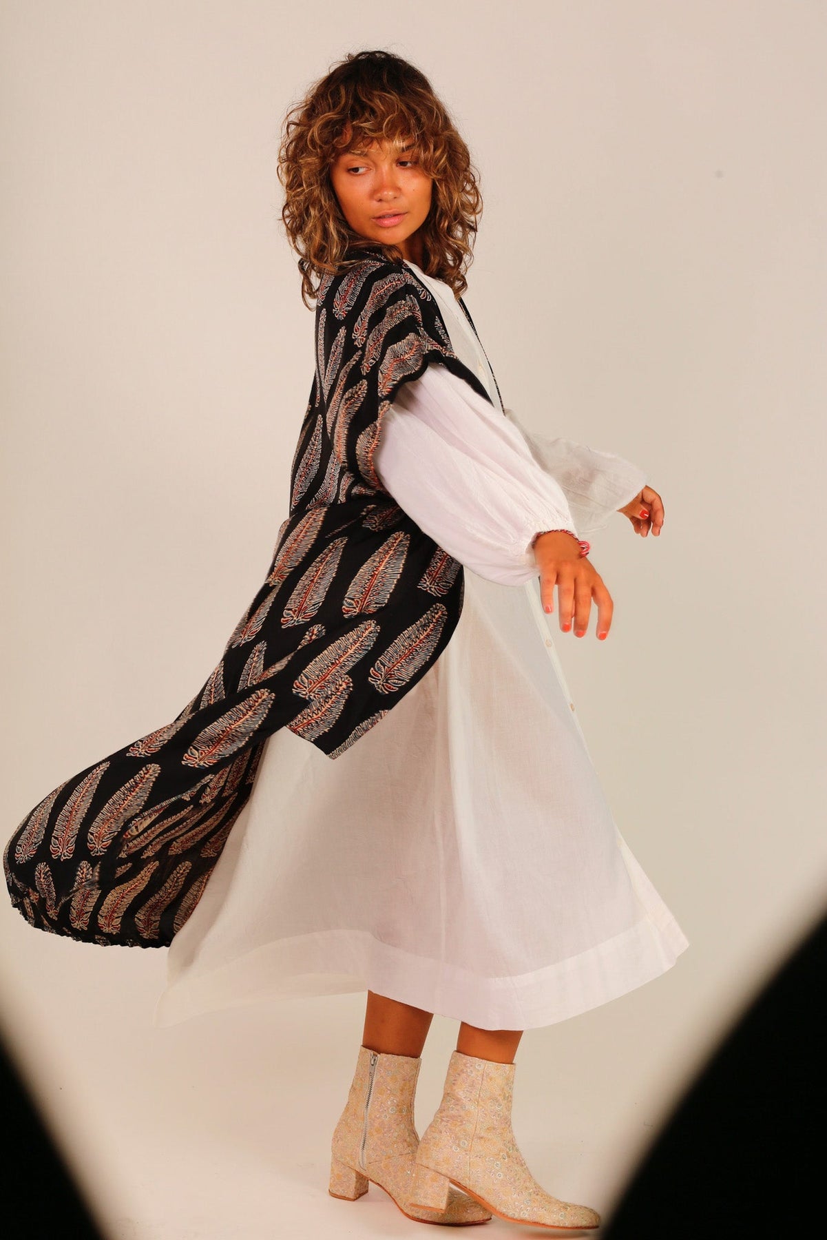 Title: MOMO Fashion: The Ultimate Guide to Womens Clothing
