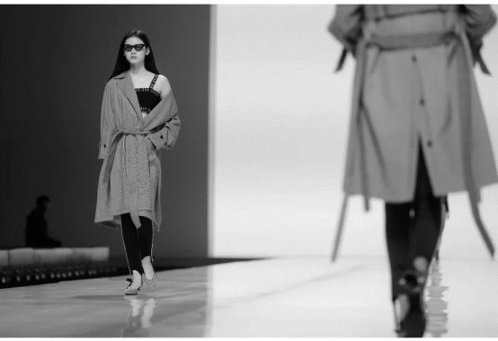 Title: Autumn Fashion: Unveiling the Latest Collection of Womens dresses for the season