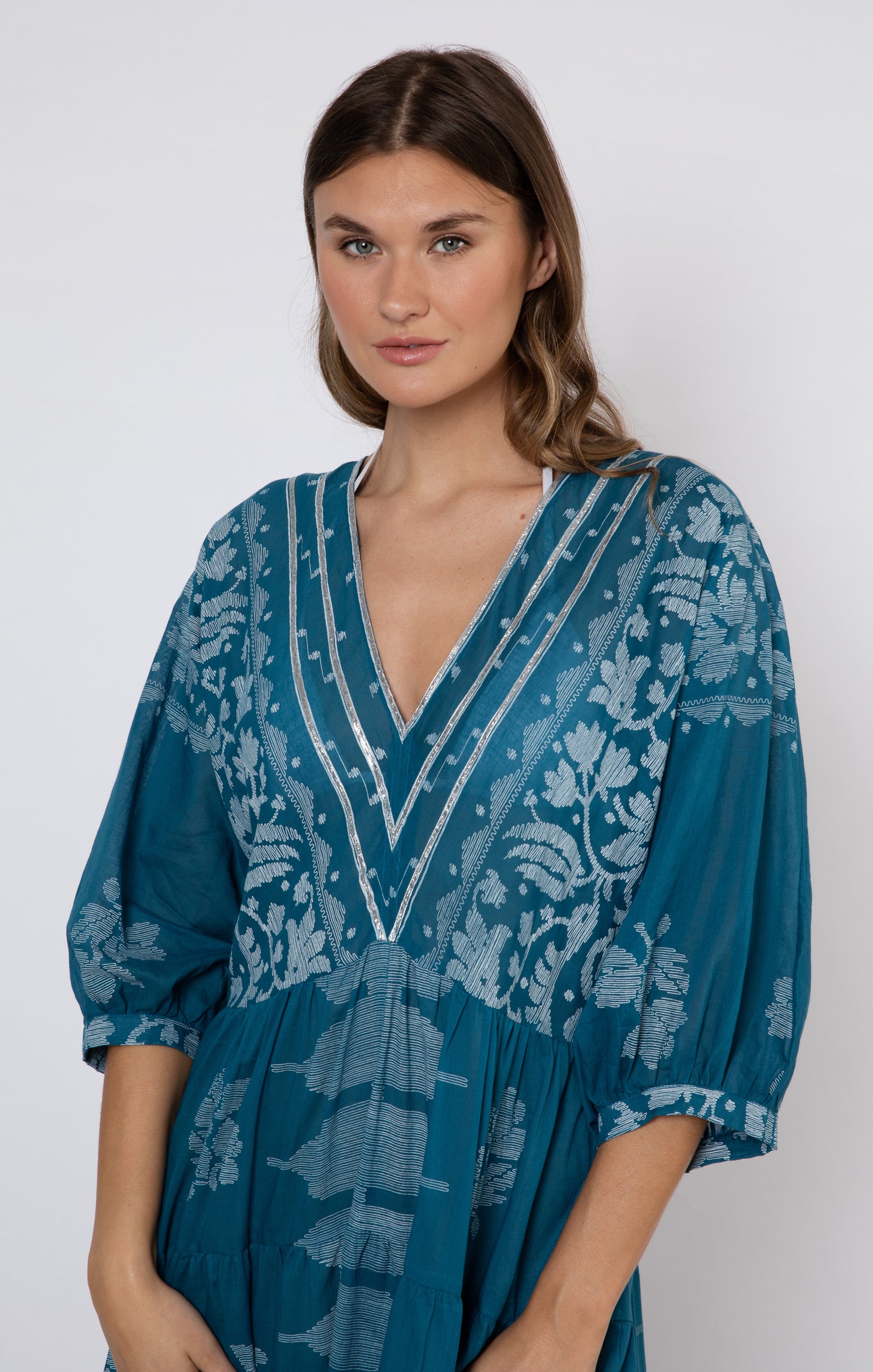 Title: Embracing Opulence: The Allure of High-End Velvet Womens Clothing