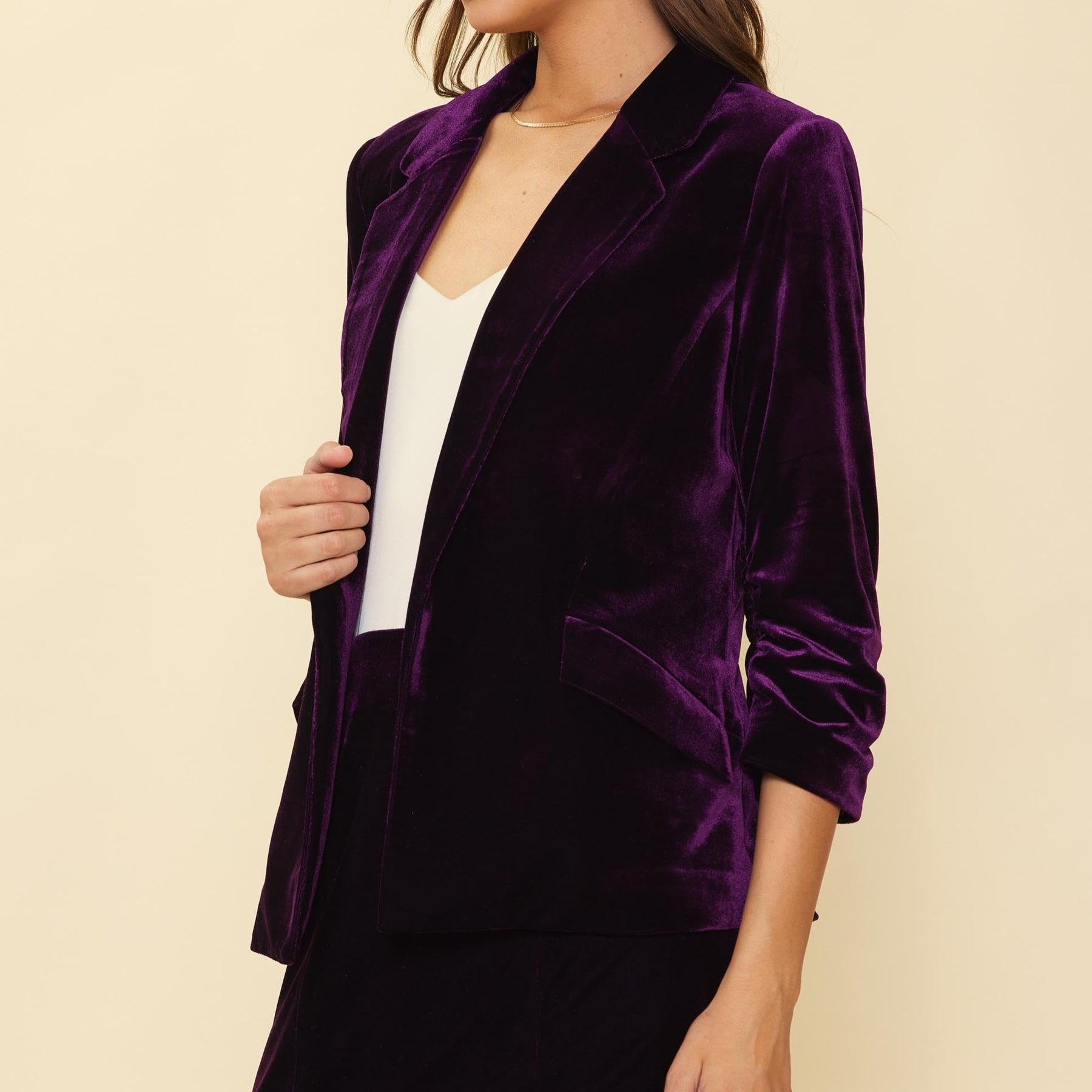 How to Style a Powder Purple Winter Coat: Fashion Tips and Outfit Ideas
