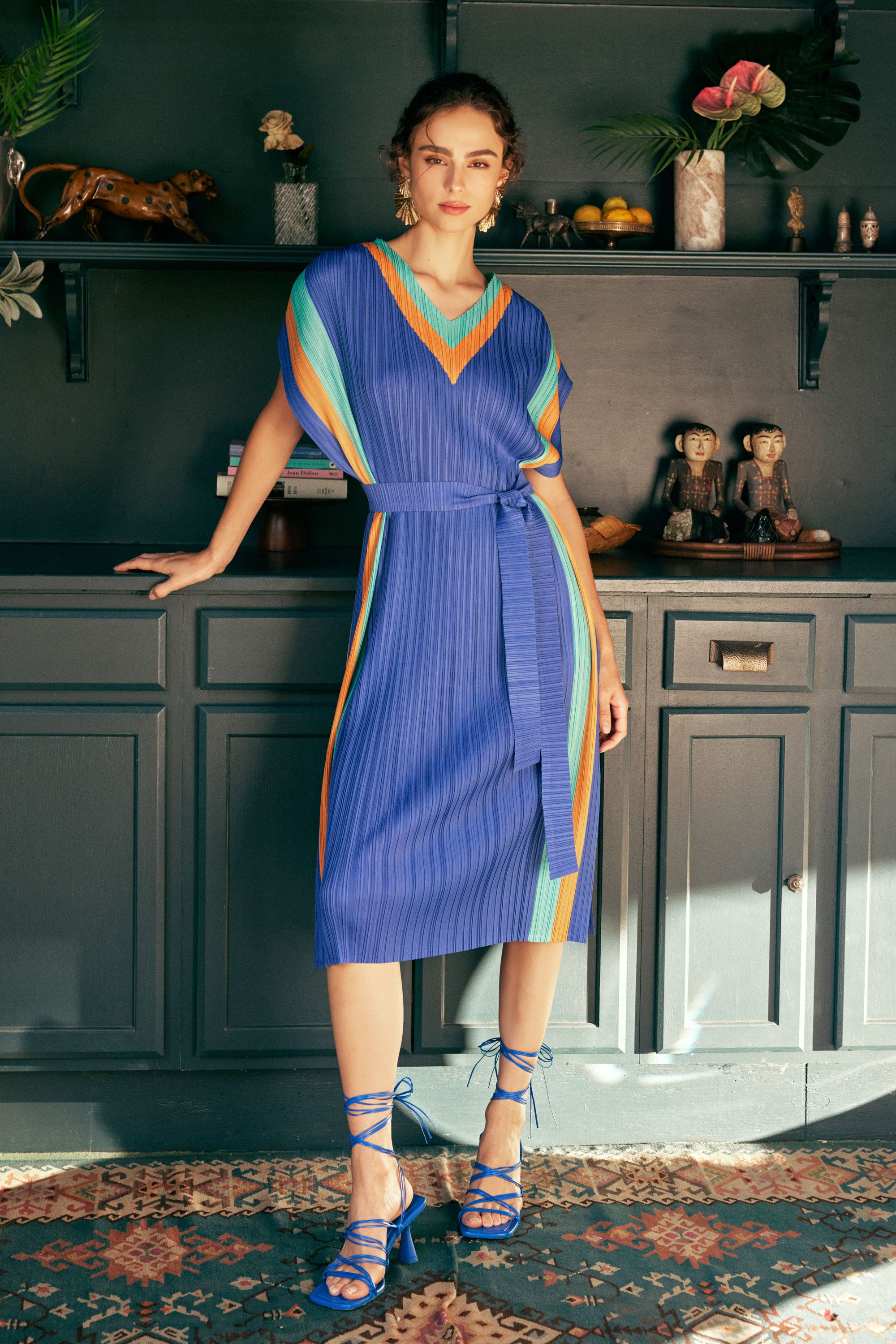 Title: Exploring the World of SZ Womens Clothing - A Fashionable Fusion of Tradition and Modernity