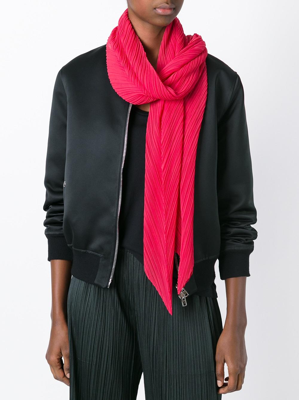 Scarf Images: A Comprehensive Collection