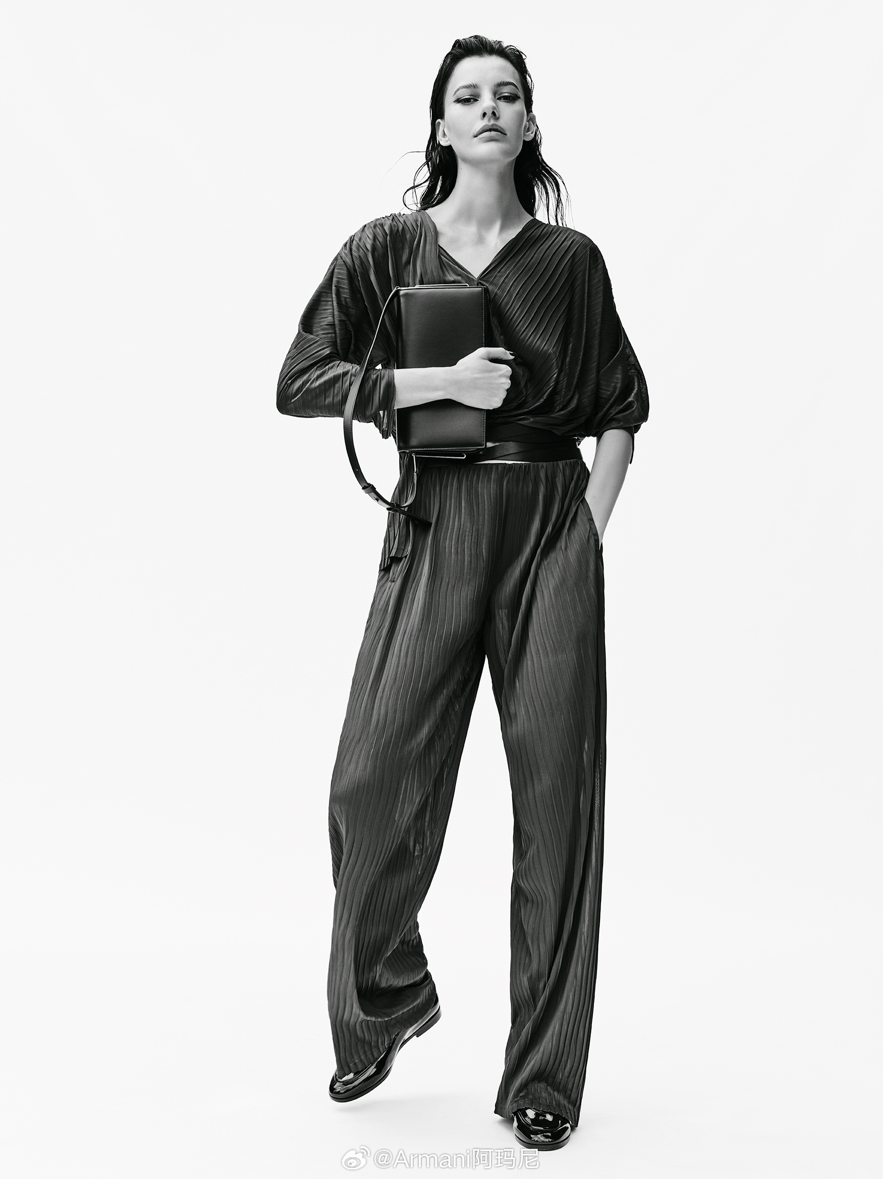 Title: Embracing the Beauty of Giorgio Armani womens fashion: Explore the Official Website