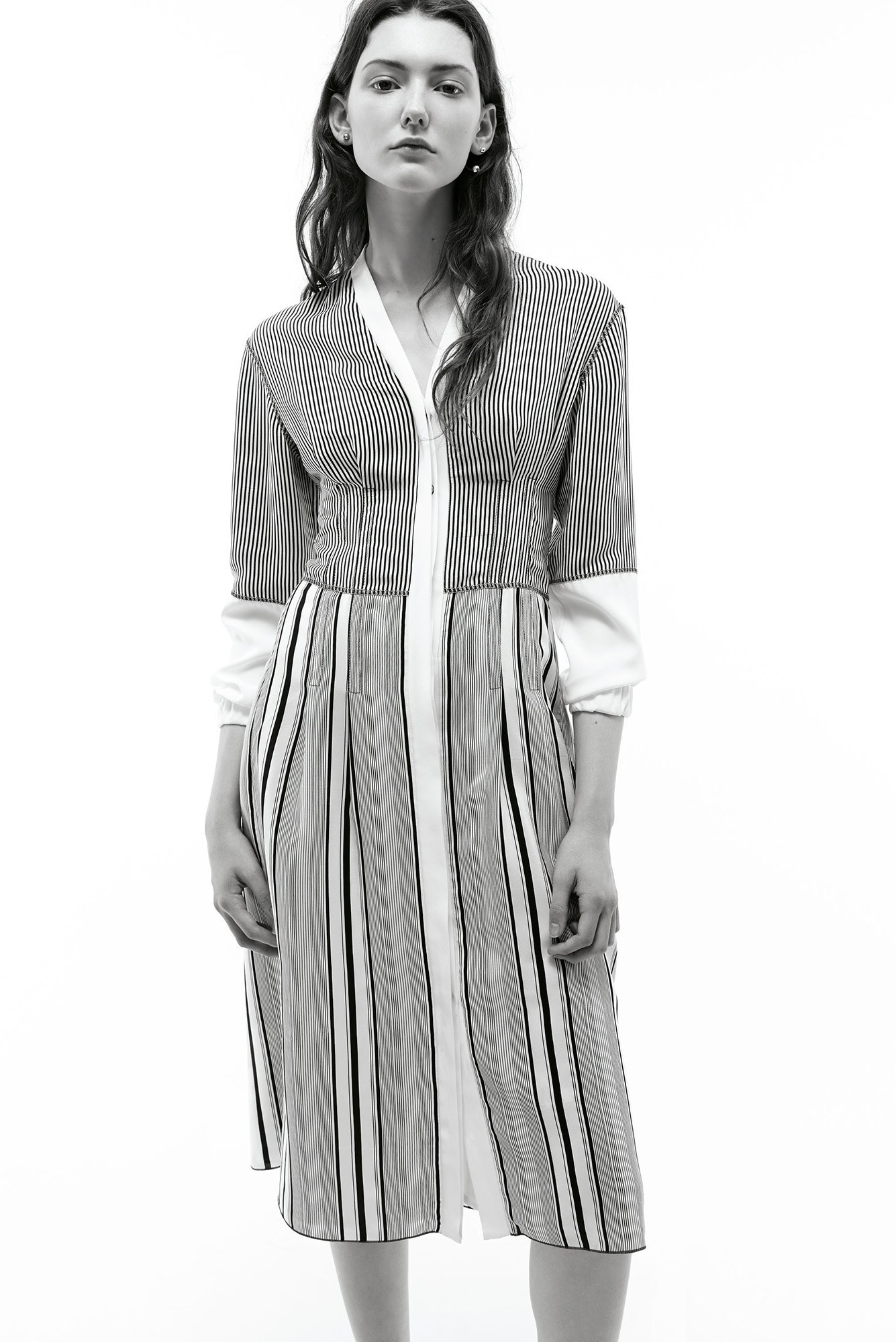 Title: Cocoon Womens Clothing: A Fashion Fusion of Style and Comfort