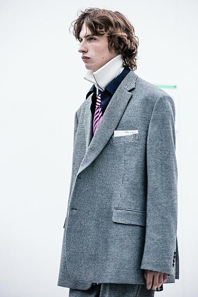 Famous Brand Scarves: A Fashion Statement and a Matter of Taste