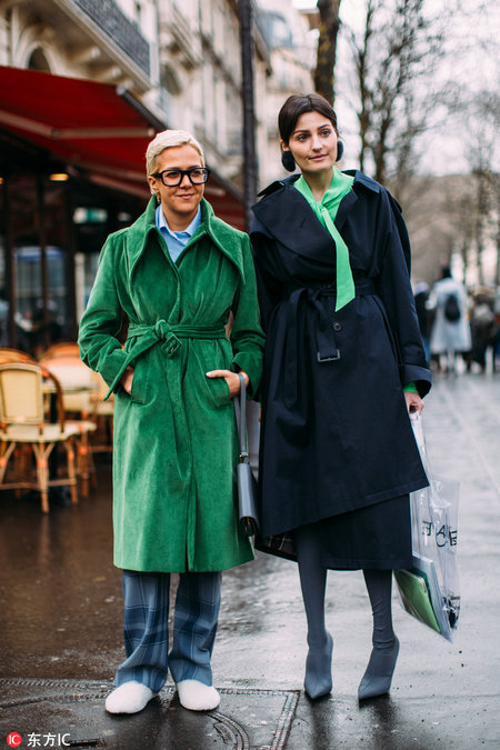 Dreamy Female Fashion: A Glimpse into the World of Lingerie and Apparel