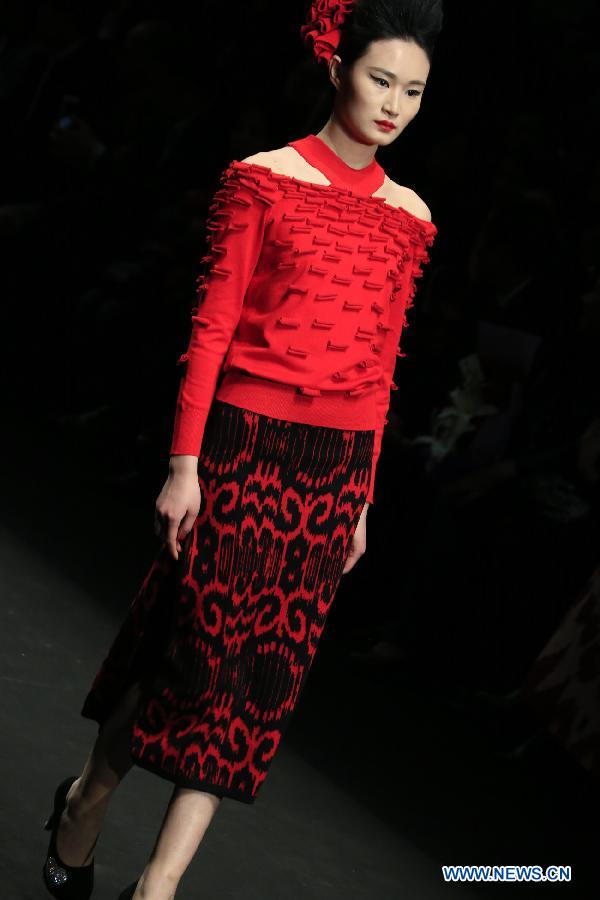 Title: Embracing the Elegance and Charm of XiangYin Womens Clothing