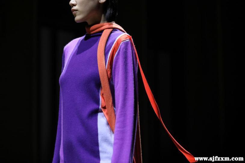 Title: Embracing the Elegance and Charm of XiangYin Womens Clothing