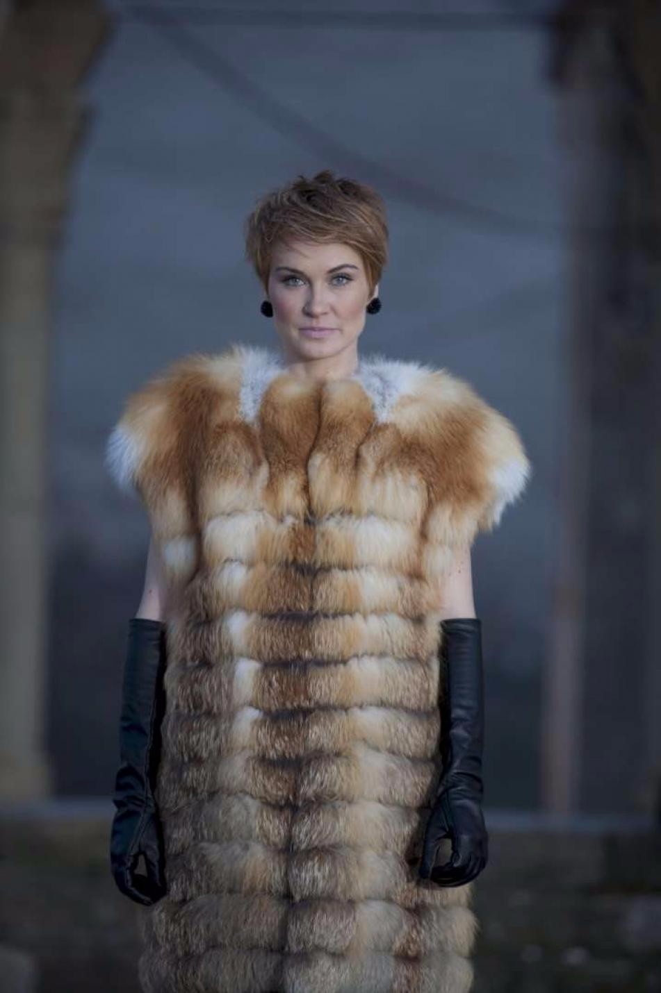 The Elegance of Fur Scarves