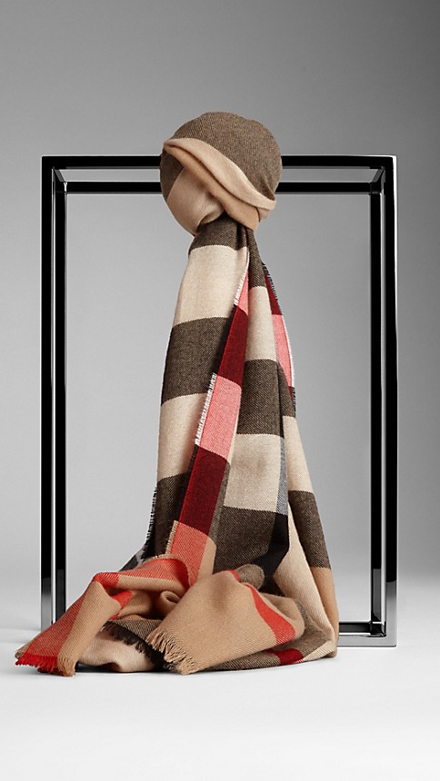 Barboury Cashmere Scarf: A Symbol of Quality and Style