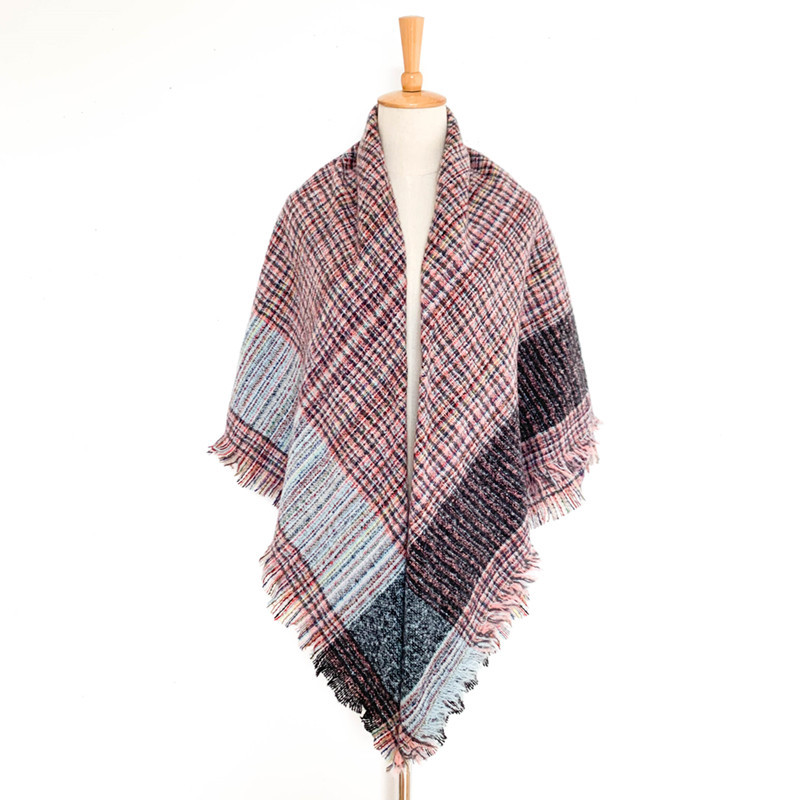 How to Fold a Scarf into an Attractive Shape