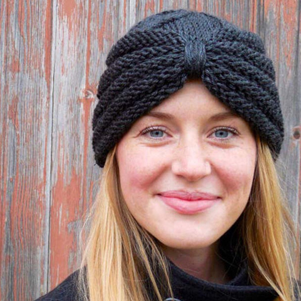 Hat and Scarf Drawing: A Simple and Effective Way to Keep Warm in Winter