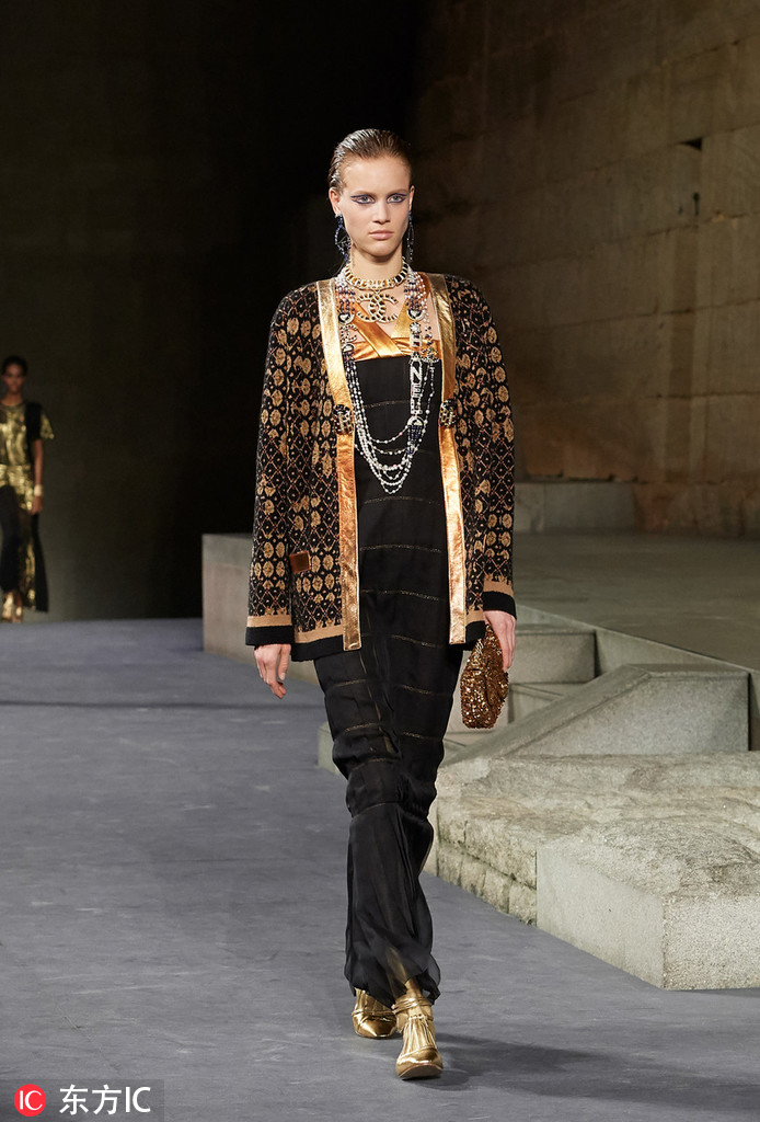 Revitalizing Fashion: A Glimpse into the Exquisite World of Saiste Womens Clothing Store